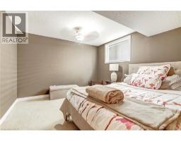 596 LAKEVIEW Drive - 25