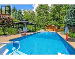 596 LAKEVIEW Drive - 43