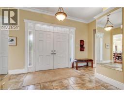 596 LAKEVIEW Drive - 8