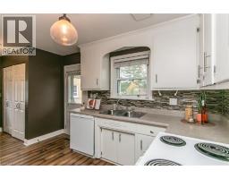 552 COURTLAND Avenue E - 10