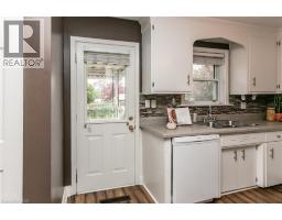 552 COURTLAND Avenue E - 16