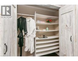 552 COURTLAND Avenue E - 21