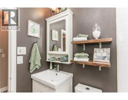 552 COURTLAND Avenue E - 23