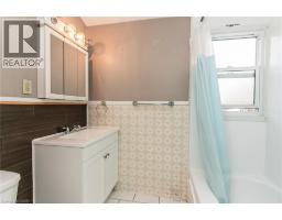 552 COURTLAND Avenue E - 36