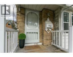 552 COURTLAND Avenue E - 4