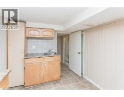 552 COURTLAND Avenue E - 40