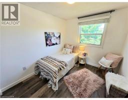 995 ELGIN Street N - 15