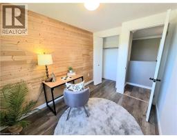 995 ELGIN Street N - 17