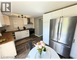 995 ELGIN Street N - 7