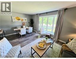 995 ELGIN Street N - 9