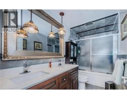 107 ROSENEATH Crescent - 16