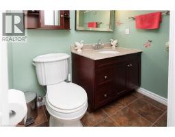 107 ROSENEATH Crescent - 25