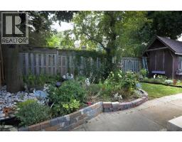 107 ROSENEATH Crescent - 4