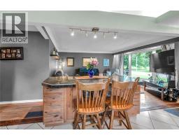 223 BERWICK Street - 17