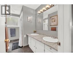 51 SOUTHGLEN Road - 15