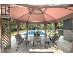 51 SOUTHGLEN Road - 44