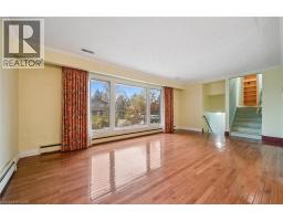 1 MARKETA Crescent - 15