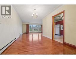 1 MARKETA Crescent - 22