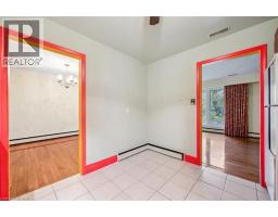 1 MARKETA Crescent - 25