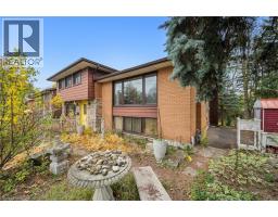 1 MARKETA Crescent - 3