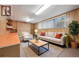 1 MARKETA Crescent - 35