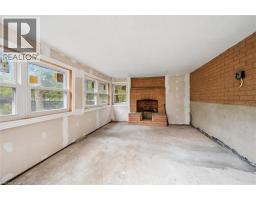 1 MARKETA Crescent - 47