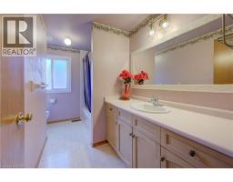 489 NORTHLAKE Drive - 11