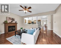 20 OAK Crescent - 20