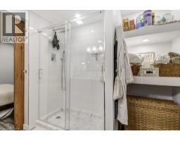 132A SCOTT Avenue - 40