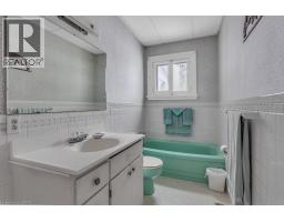 785177 OXFORD RD 33 - 21