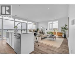 15 GLEBE Street UnitNo. 1414 - 1