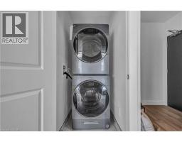 15 GLEBE Street UnitNo. 1414 - 10