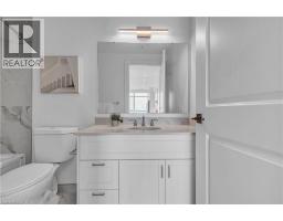 15 GLEBE Street UnitNo. 1414 - 12