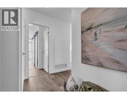 15 GLEBE Street UnitNo. 1414 - 13