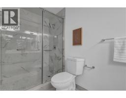 15 GLEBE Street UnitNo. 1414 - 19