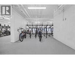 15 GLEBE Street UnitNo. 1414 - 33