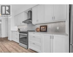 15 GLEBE Street UnitNo. 1414 - 9