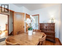 69 FLORAL Crescent - 17