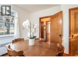 69 FLORAL Crescent - 18