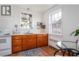 69 FLORAL Crescent - 19