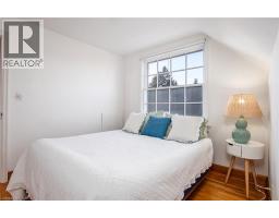 69 FLORAL Crescent - 26