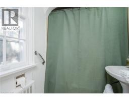 69 FLORAL Crescent - 30