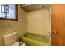 47 ACADEMY Crescent - 25