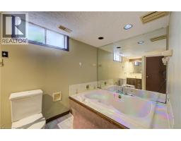 47 ACADEMY Crescent - 35