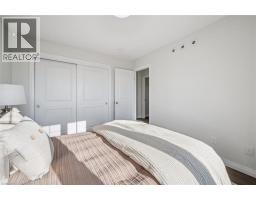 24 MORRISON Road UnitNo. D9 - 18