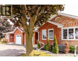 60 WHITLAW Way UnitNo. 2 - 3