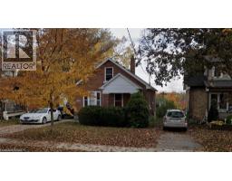 429 STIRLING Avenue S - 2