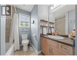 4 IRONGATE Drive - 22