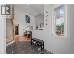 4 IRONGATE Drive - 4