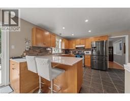 4 IRONGATE Drive - 8